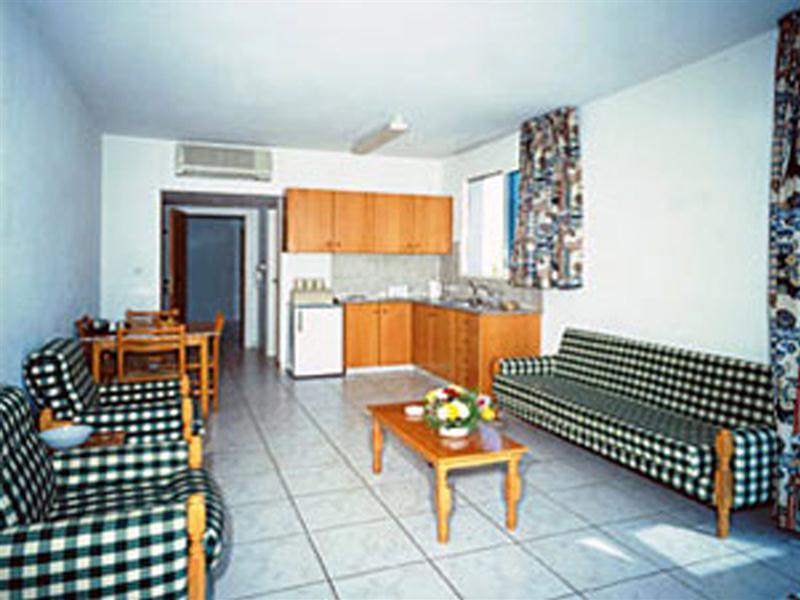 Valana Hotel Apartments Limassol Exterior foto