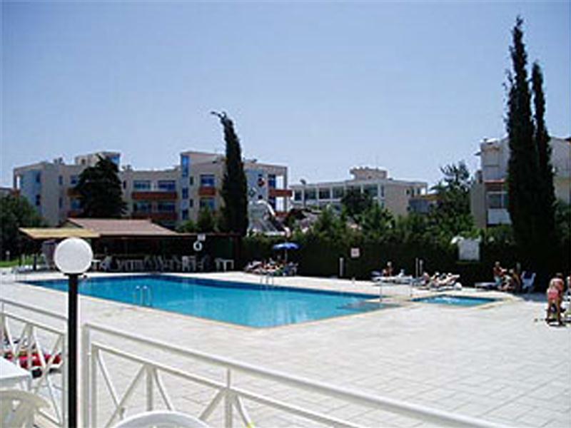 Valana Hotel Apartments Limassol Exterior foto
